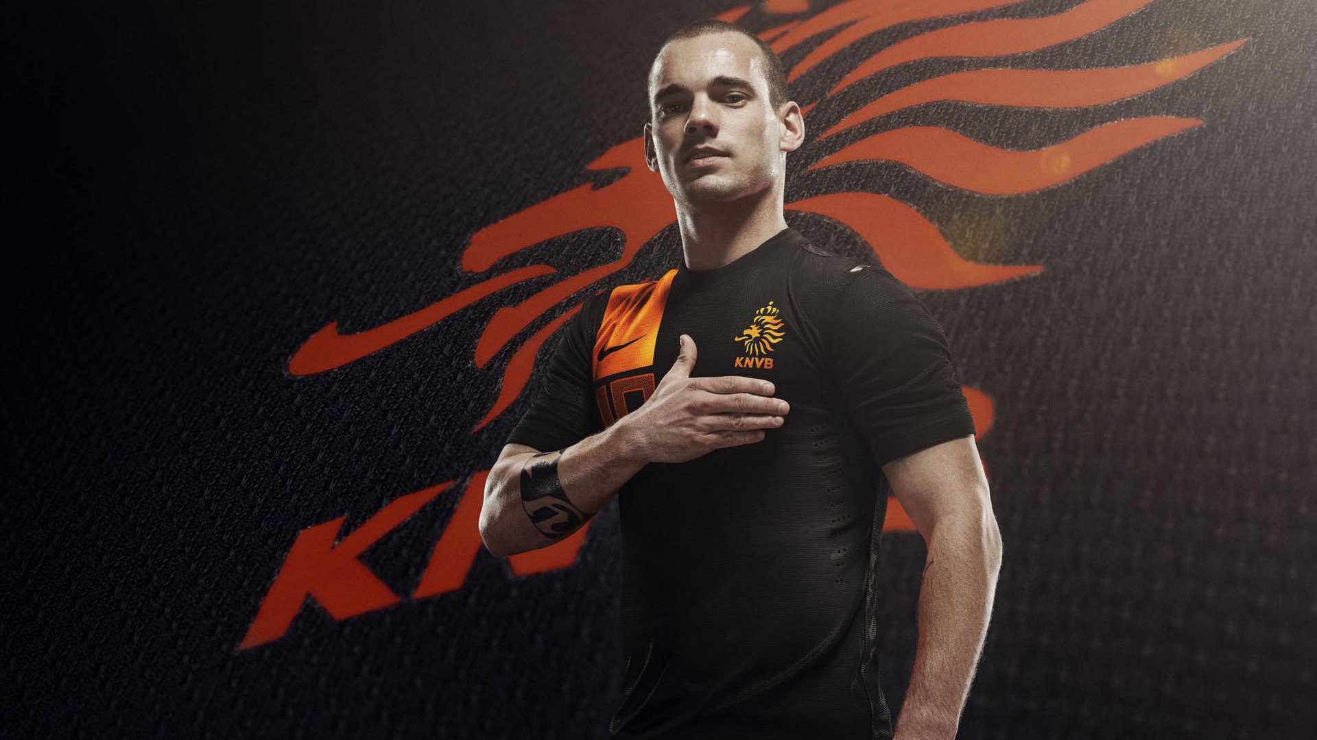 主力前锋本赛季打入十球创造职业生涯最佳数据状态火热,球队前锋